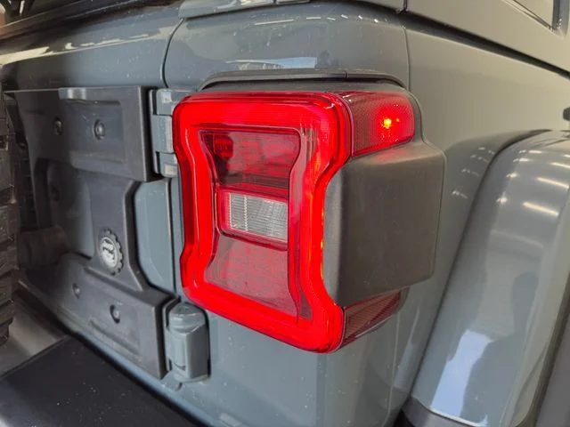 Used 2024 Anvil Clear Coat Jeep Rubicon X image 35