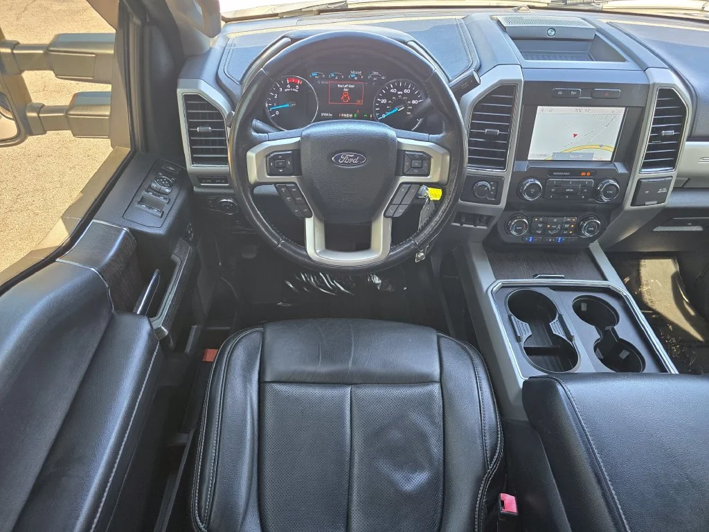 Used 2021 White Ford Lariat image 30