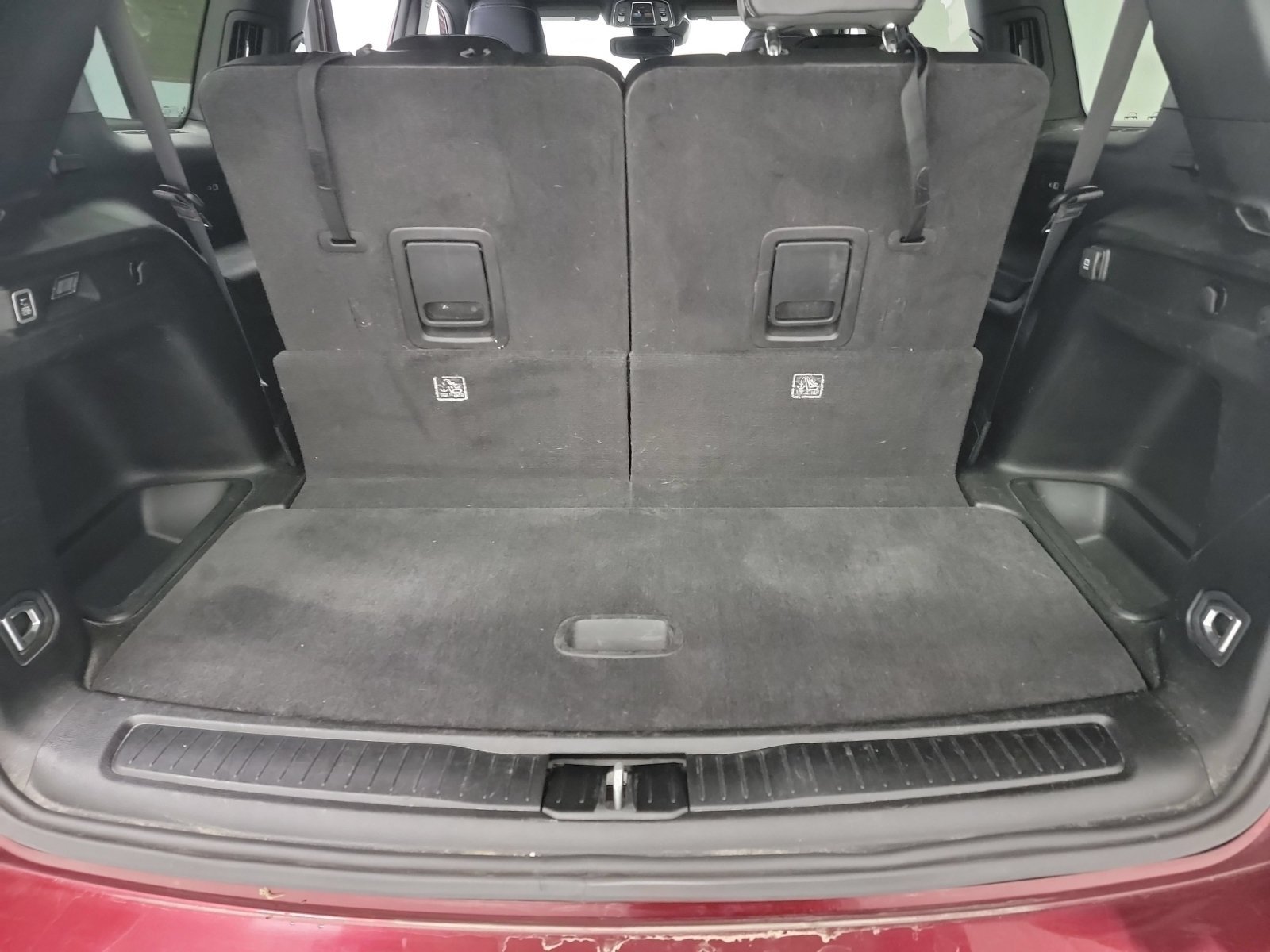 Used 2021 Velvet Red Pearlcoat Jeep Altitude image 24