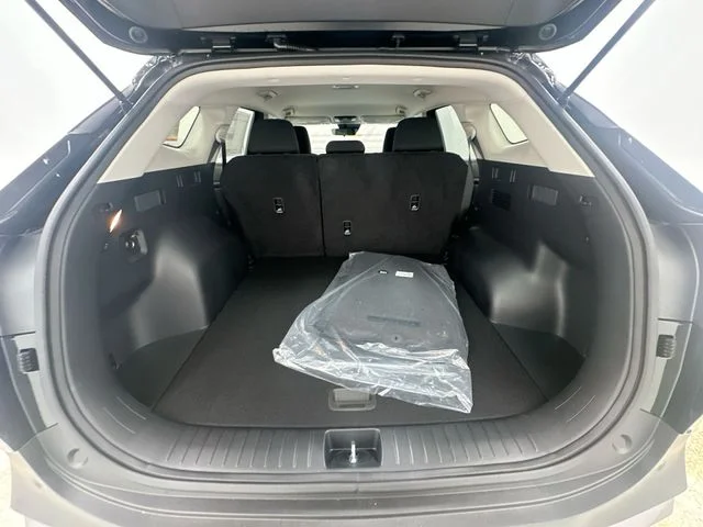 New 2026 Ebony Black Kia LX image 20