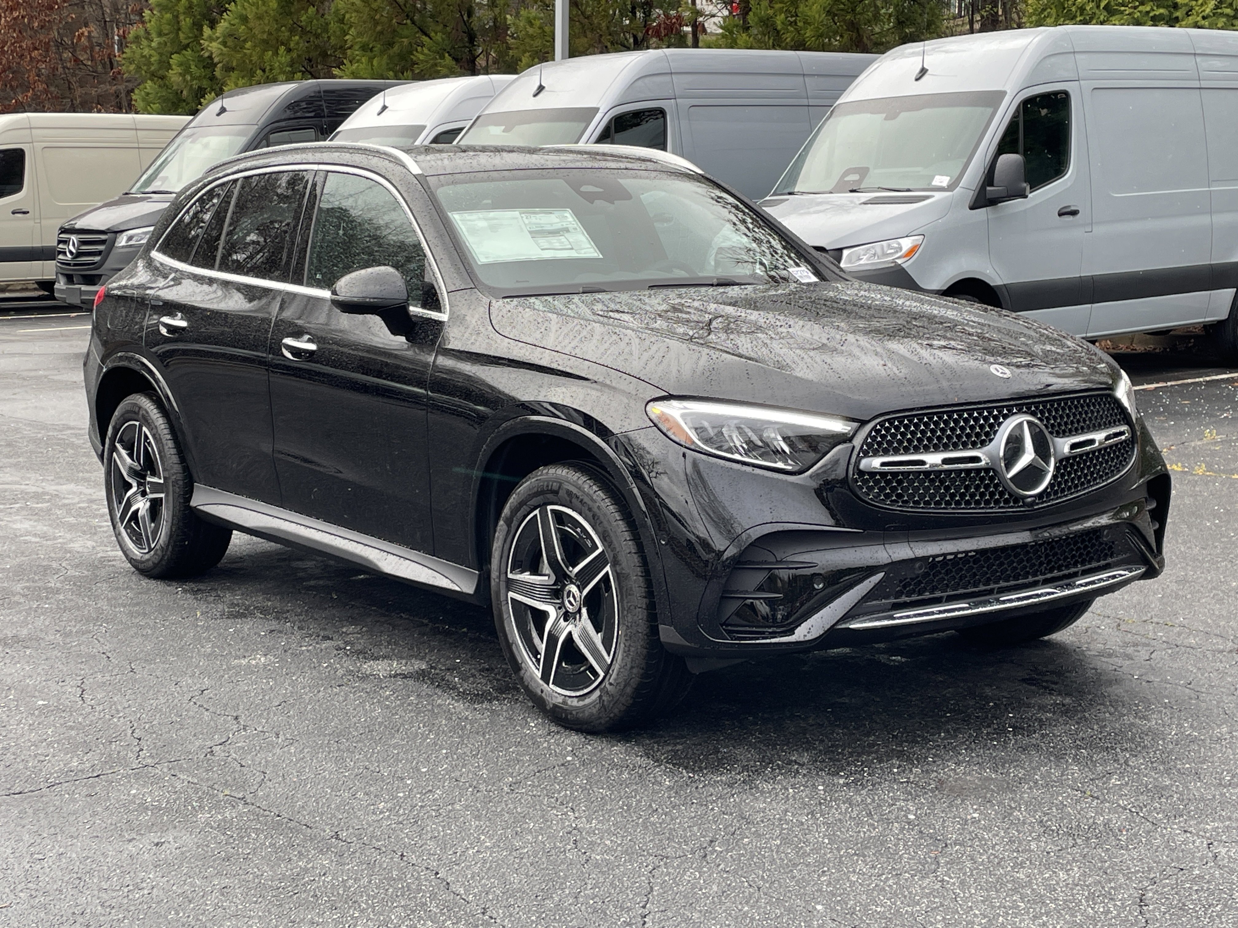 New 2026 Black Mercedes-Benz GLC 300 SUV image 4