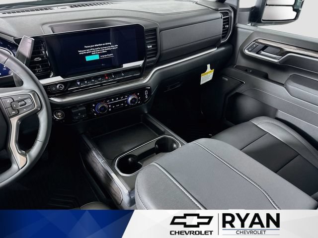 2026 Chevrolet Silverado 3500HD LTZ - Photo 25