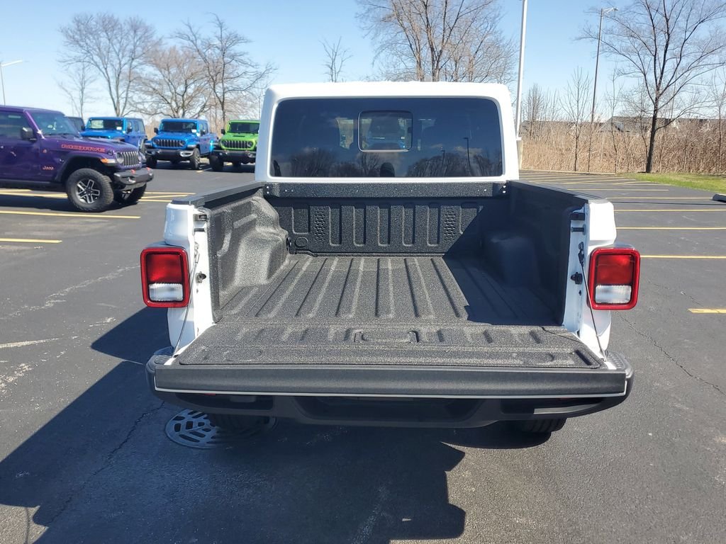 New 2026 Bright White Clearcoat Jeep Sahara image 7
