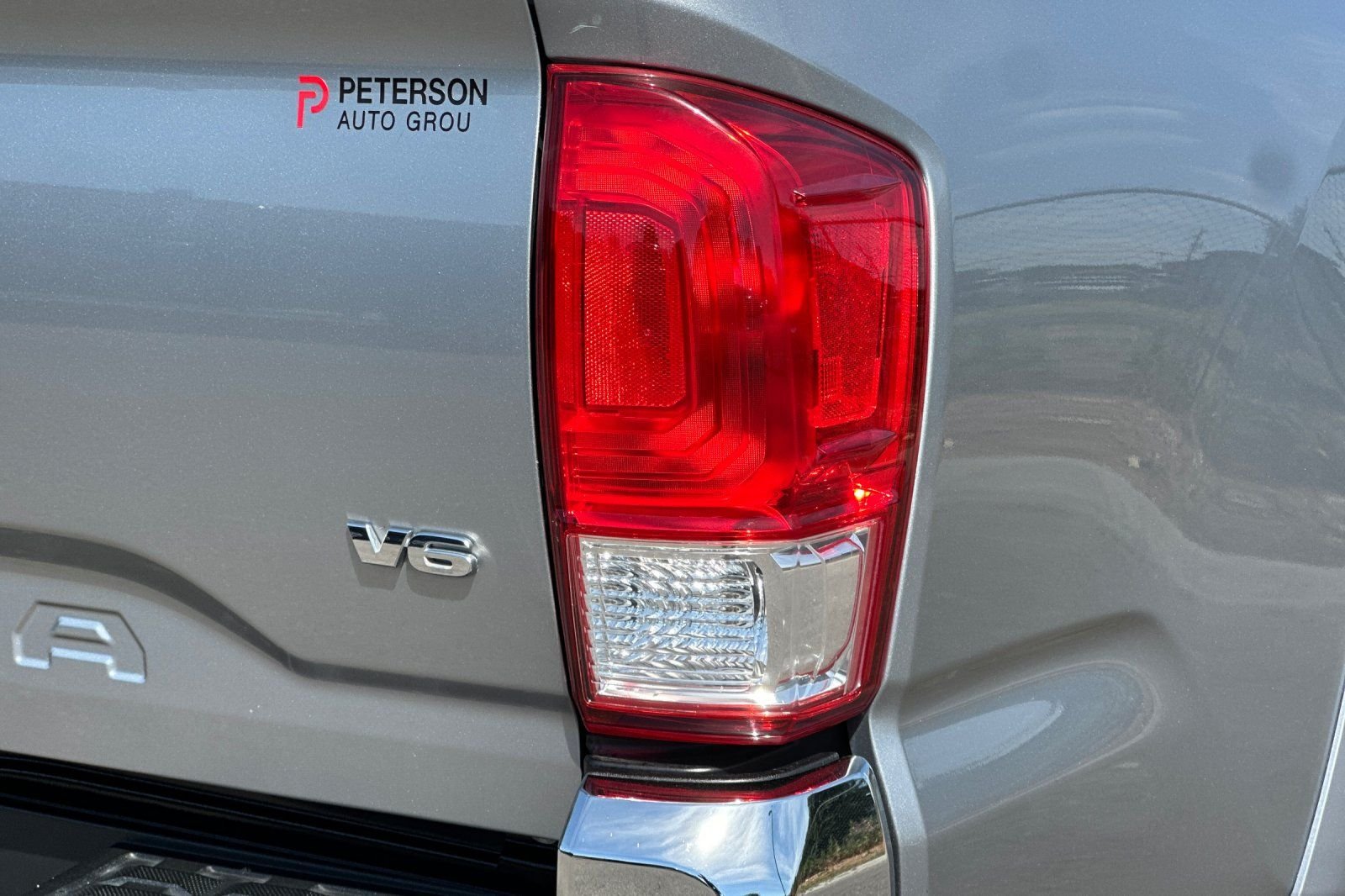 Used 2017 Silver Toyota SR5 image 25
