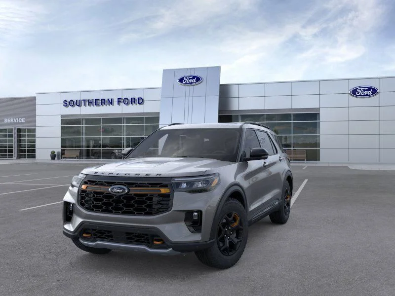 New 2026 Carbonized Gray Metallic Ford Tremor image 2
