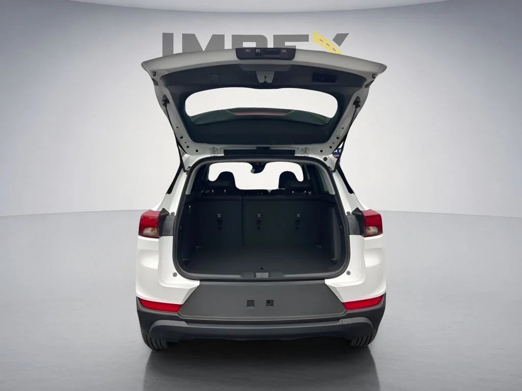 New 2026 White Chevrolet LS image 27