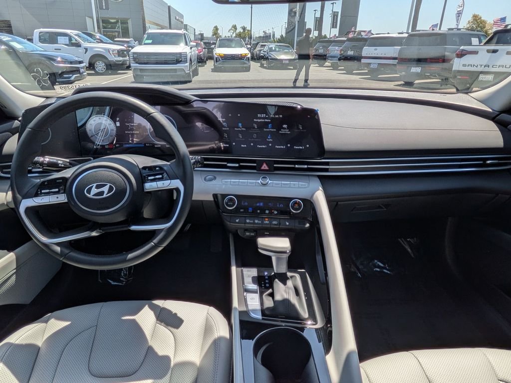 2026 Hyundai Elantra Limited - Photo 28