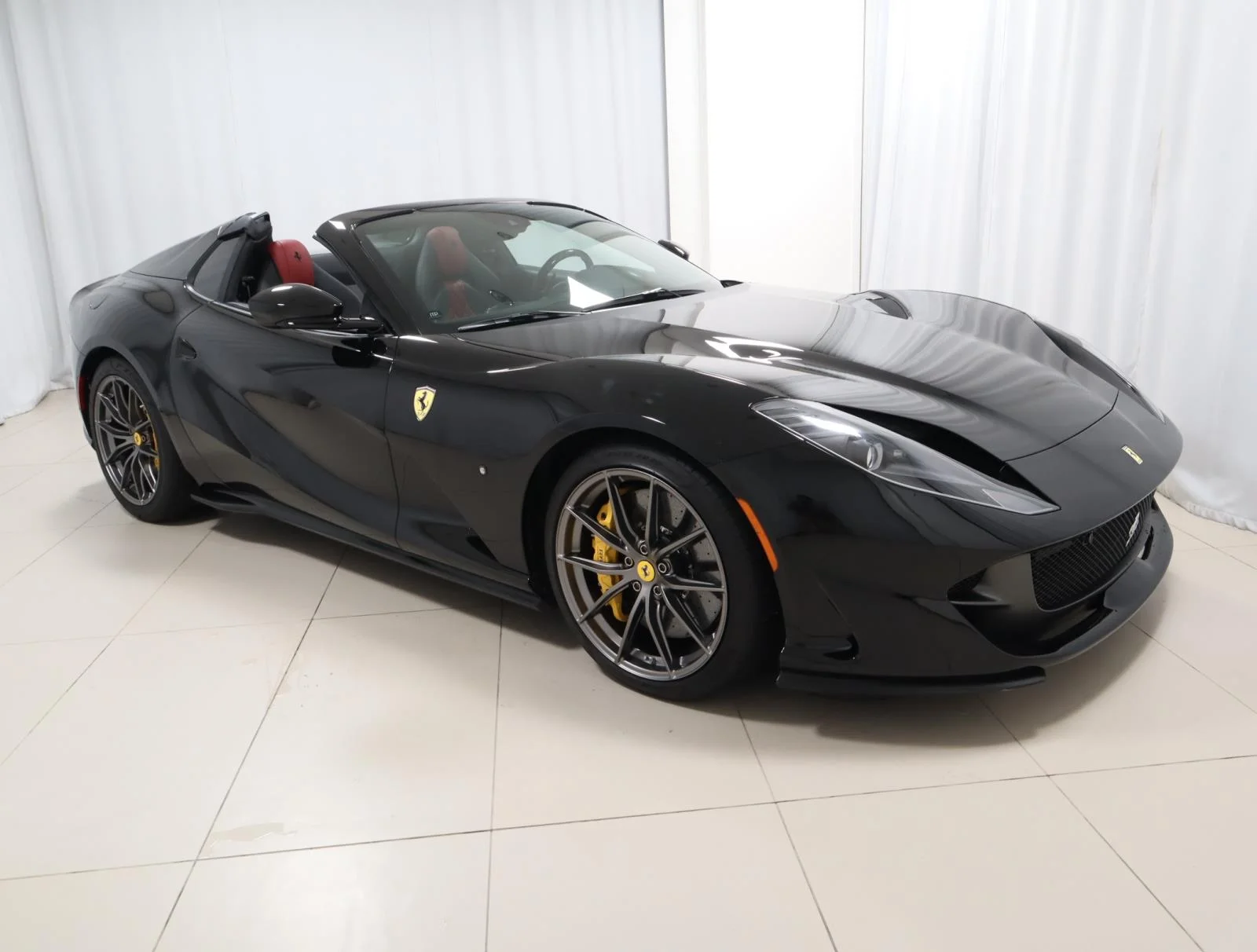 Used 2021 Nero Ferrari Convertible image 6