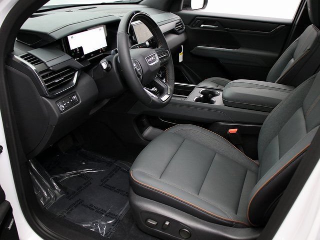 2026 GMC Acadia AT4 - Photo 11