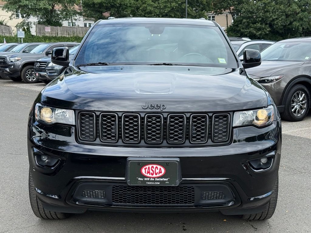 Used 2022 Black Jeep Laredo X image 3