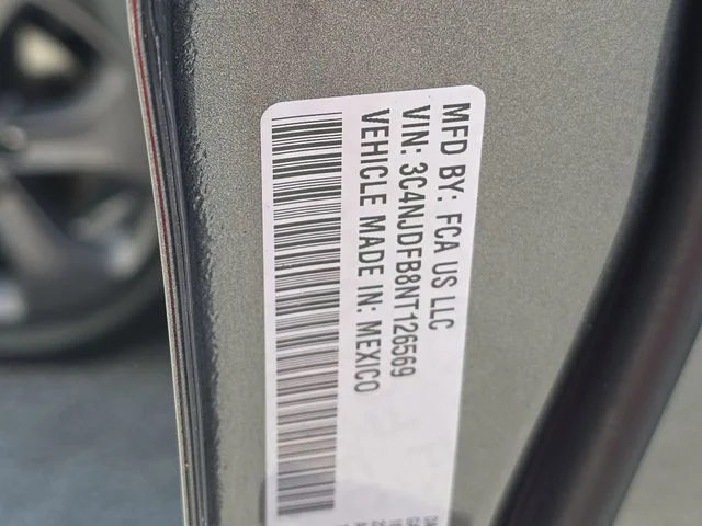 Used 2022 Gray Jeep Latitude Lux image 33