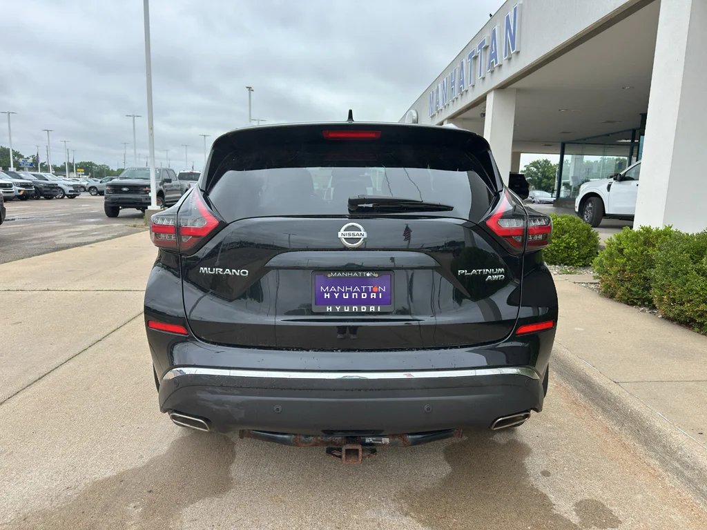 Used 2021 Magnetic Black Pearl Nissan Platinum image 9
