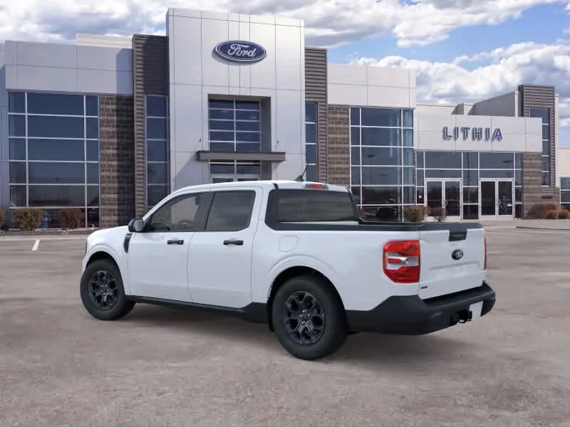New 2026 Oxford White Ford XLT image 4