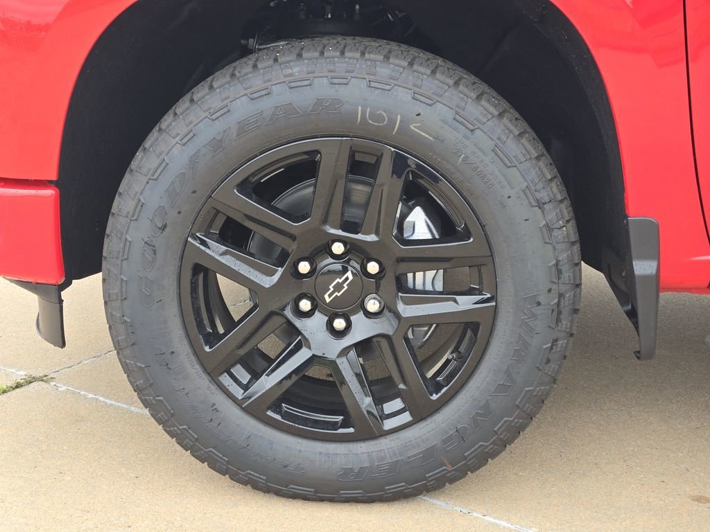 2026 Chevrolet Silverado 1500 Custom - Photo 18