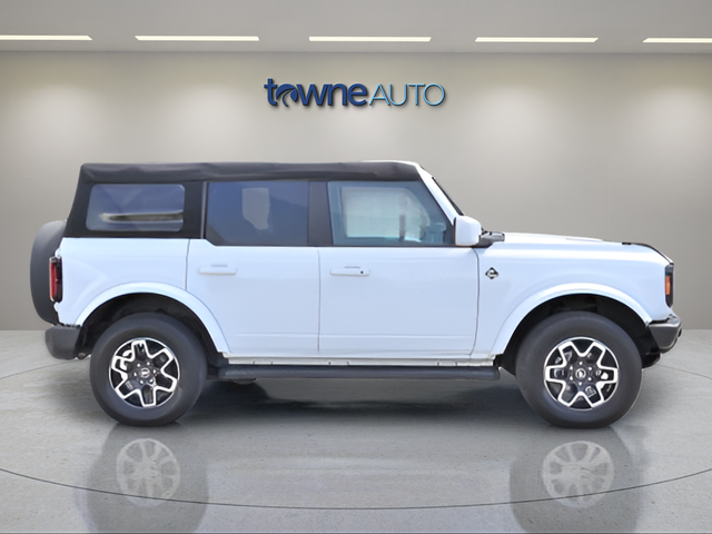 Used 2022 Oxford White Ford Outer Banks image 8