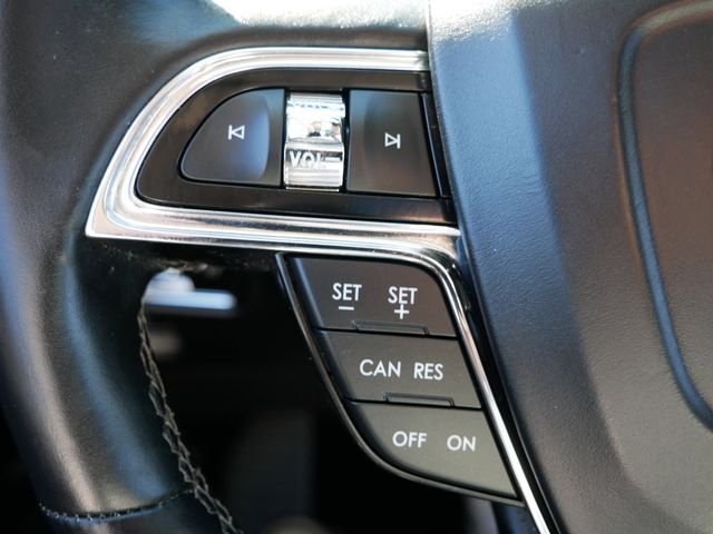 Used 2023 Black Metallic Lincoln Reserve image 21