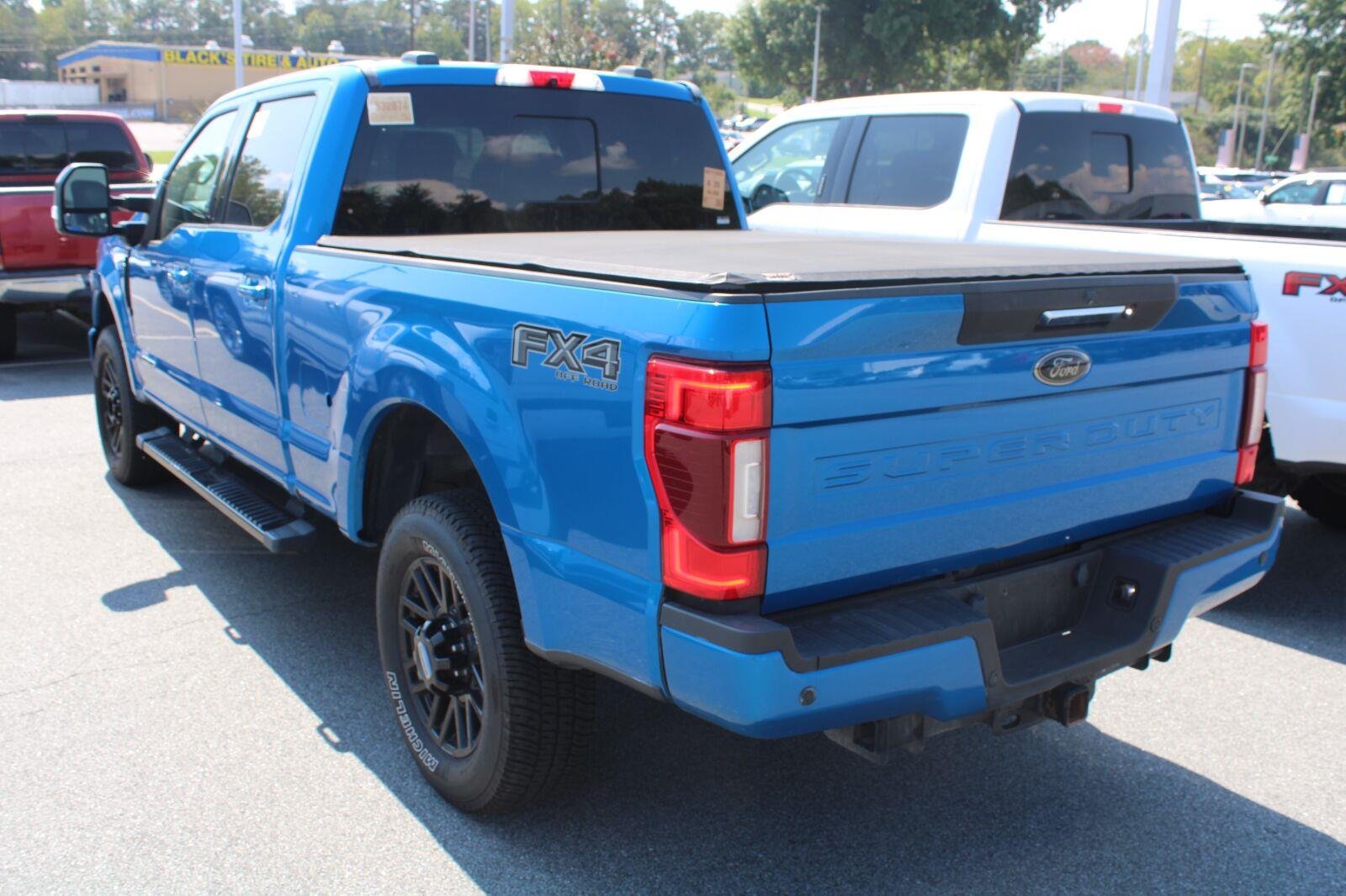 Used 2020 Velocity Blue Ford Lariat image 8