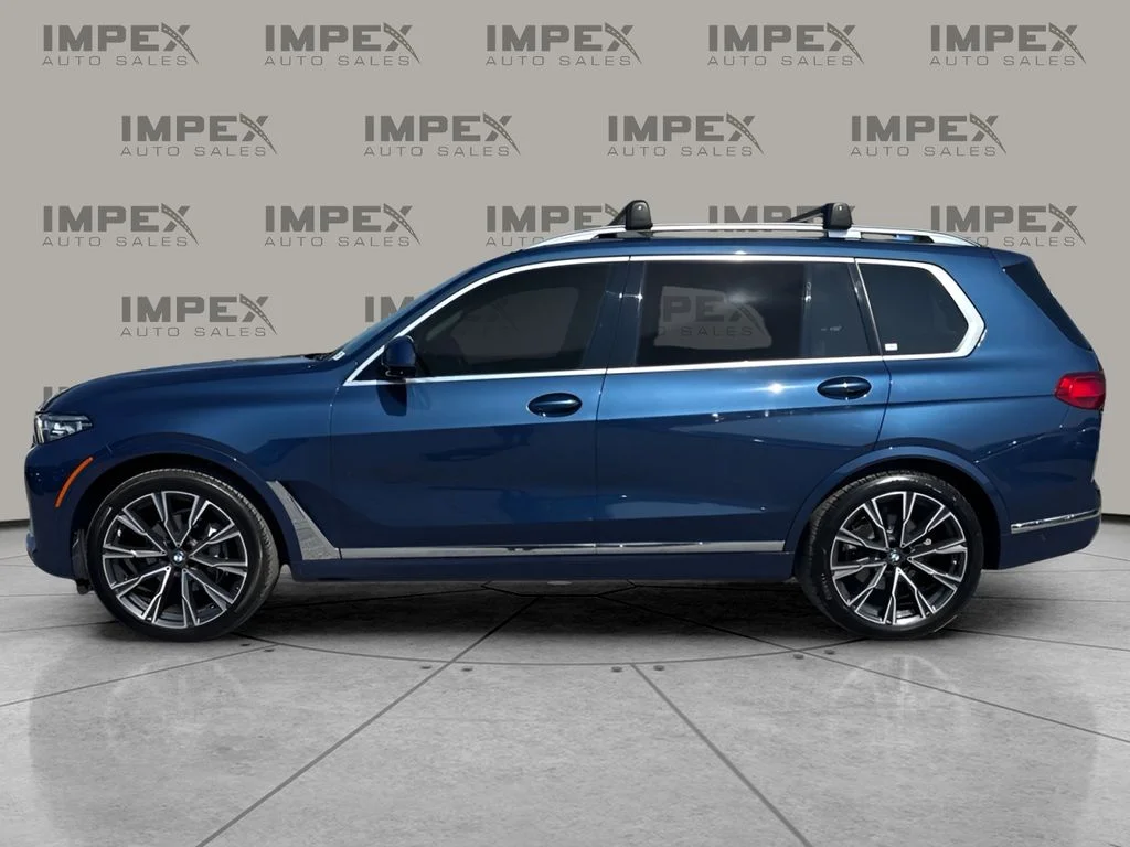 Used 2021 Blue BMW xDrive40i image 2
