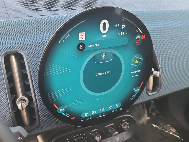 Used 2025 Green MINI S image 30