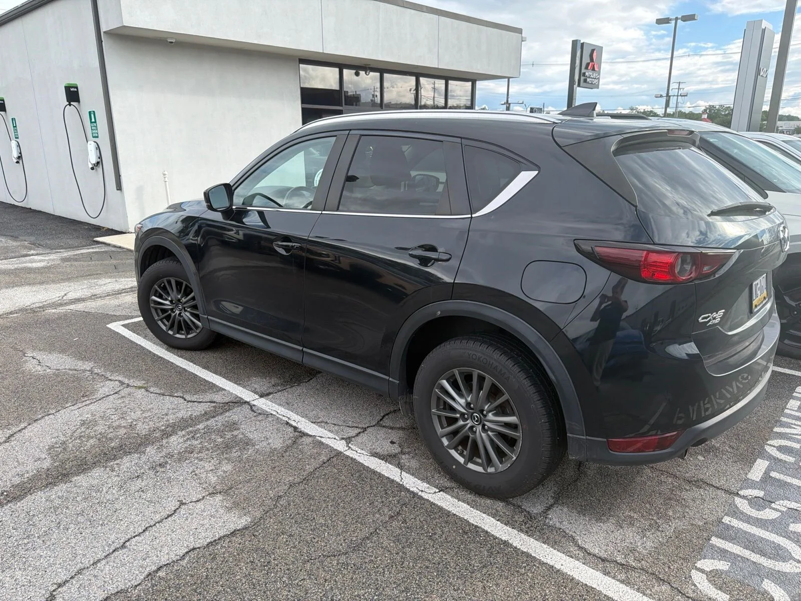 Used 2017 Black Mazda Touring image 4