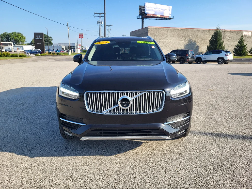 Used 2016 Onyx Black Metallic Volvo T6 Inscription image 2