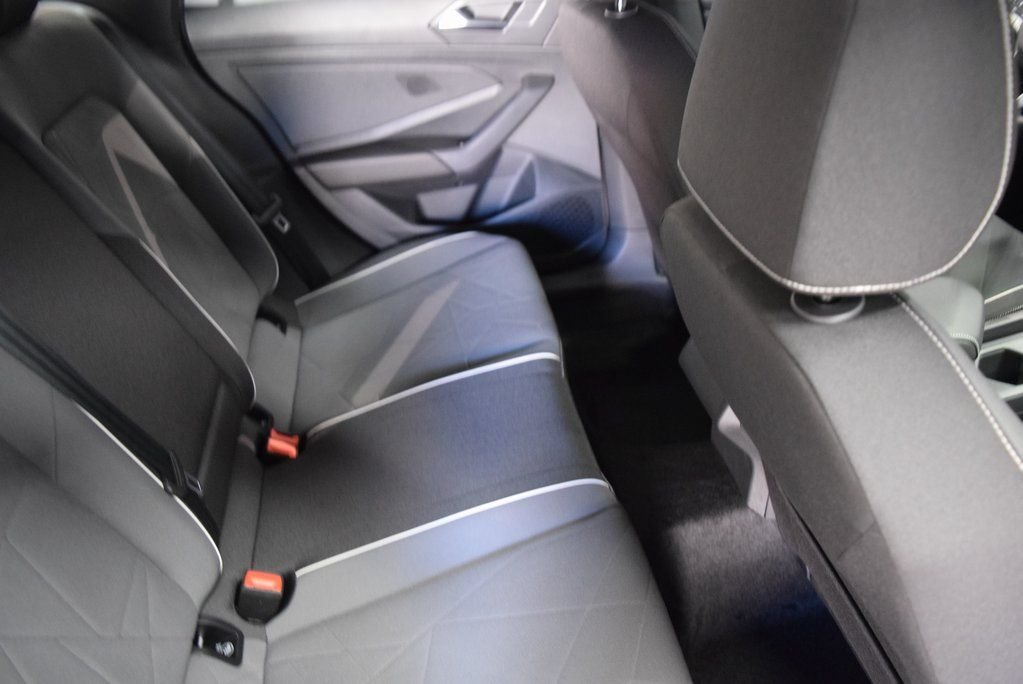 2026 Volkswagen Jetta Sport - Photo 6