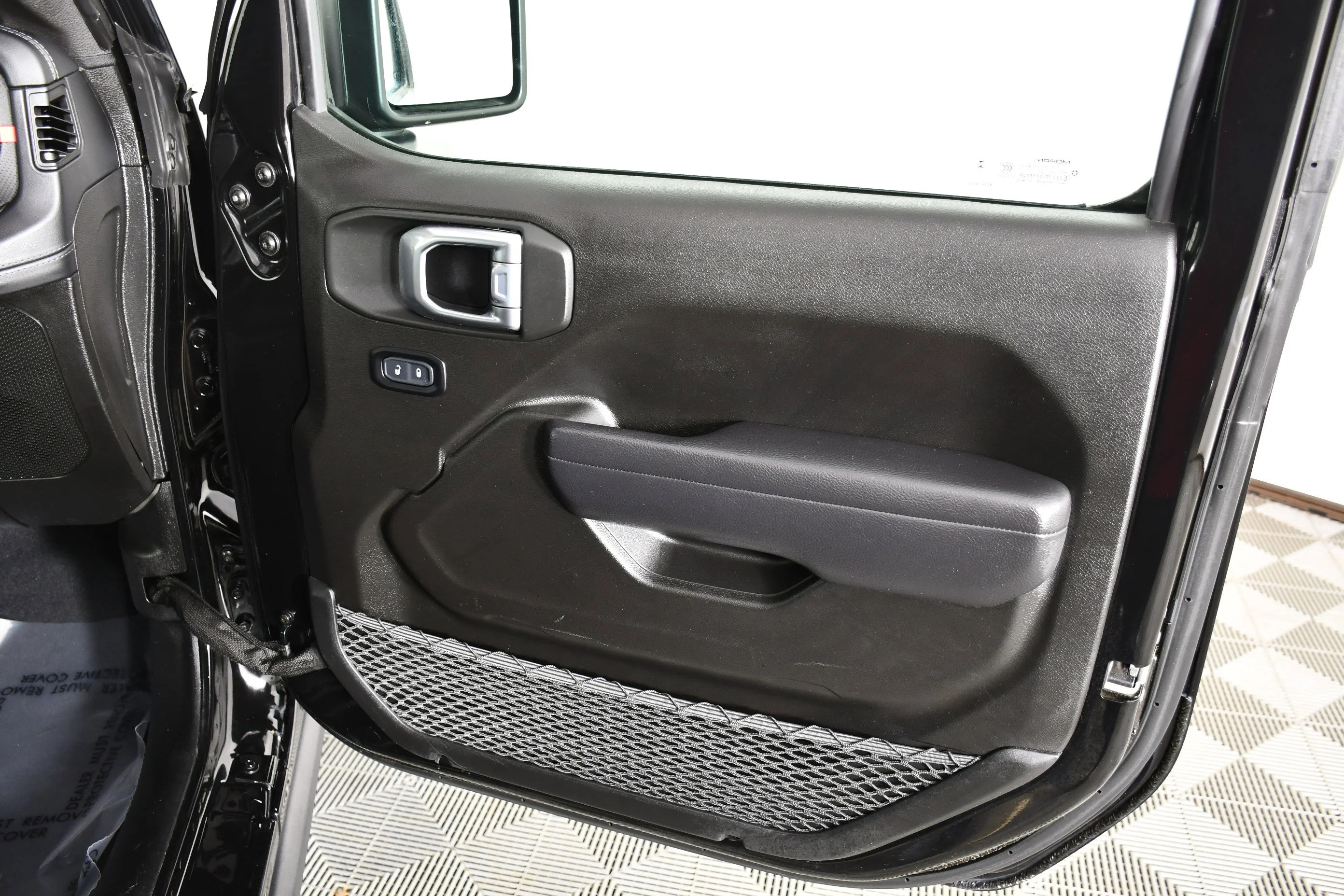 Used 2025 Black Clearcoat Jeep Rubicon image 34