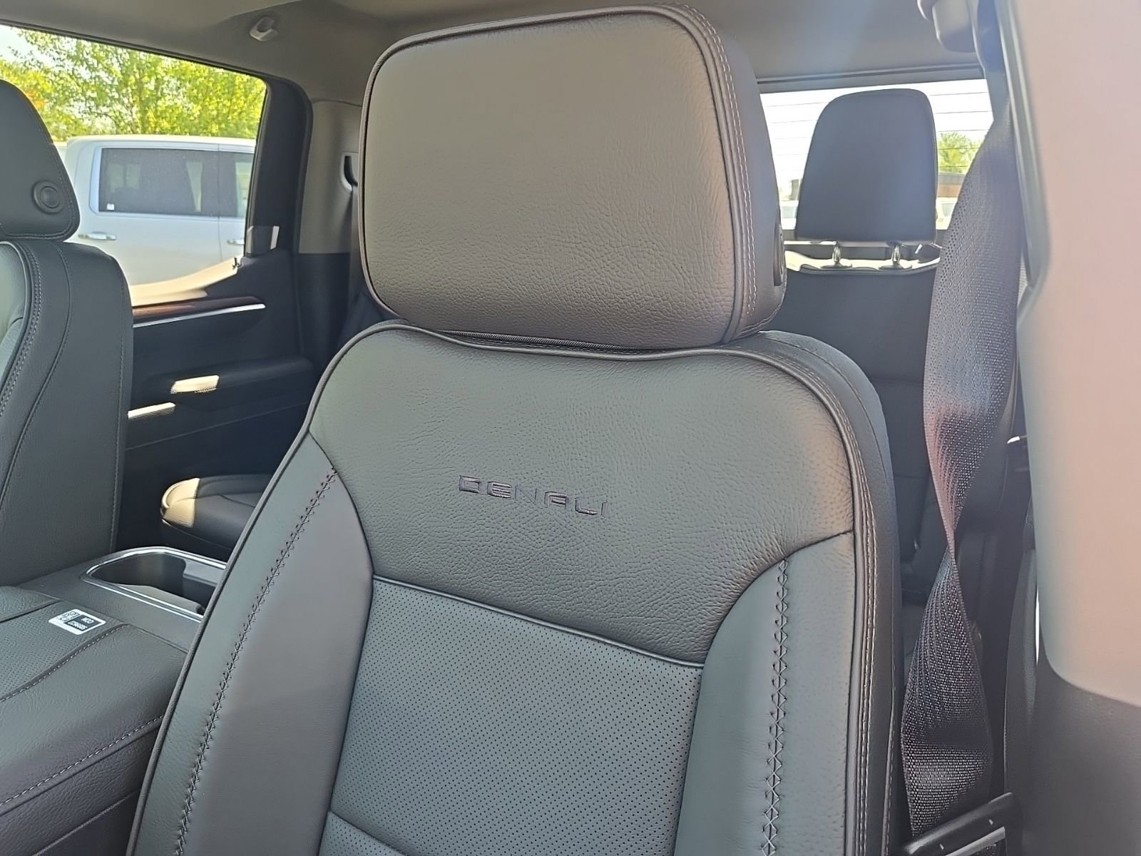 2026 GMC Sierra 1500 Denali - Photo 22