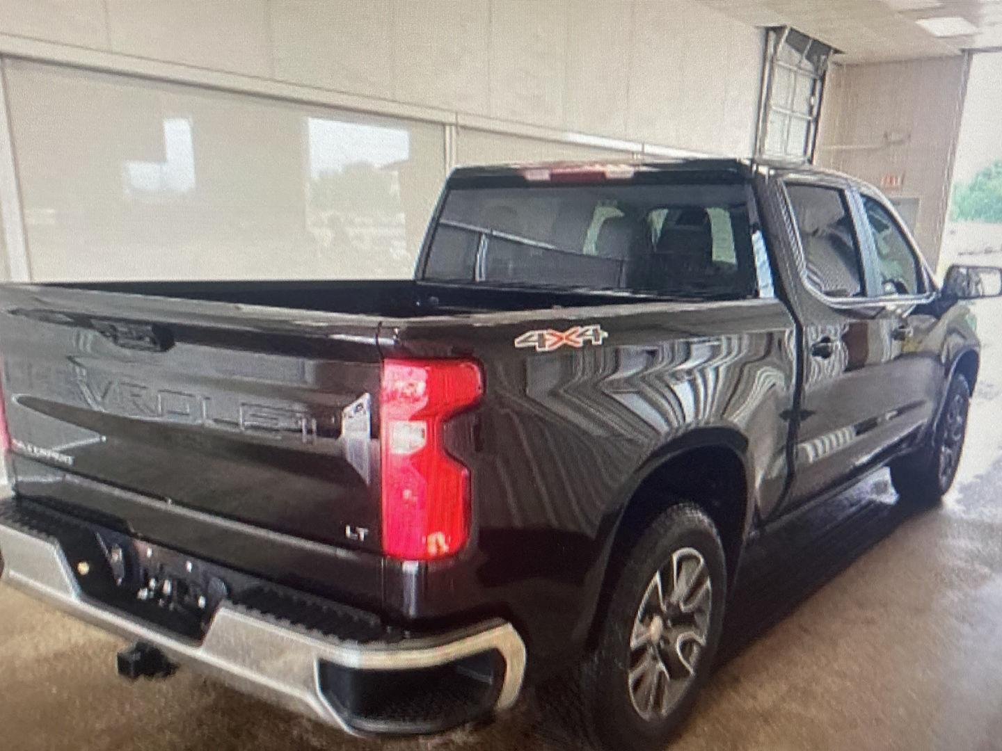 Used 2025 Black Chevrolet LT image 2