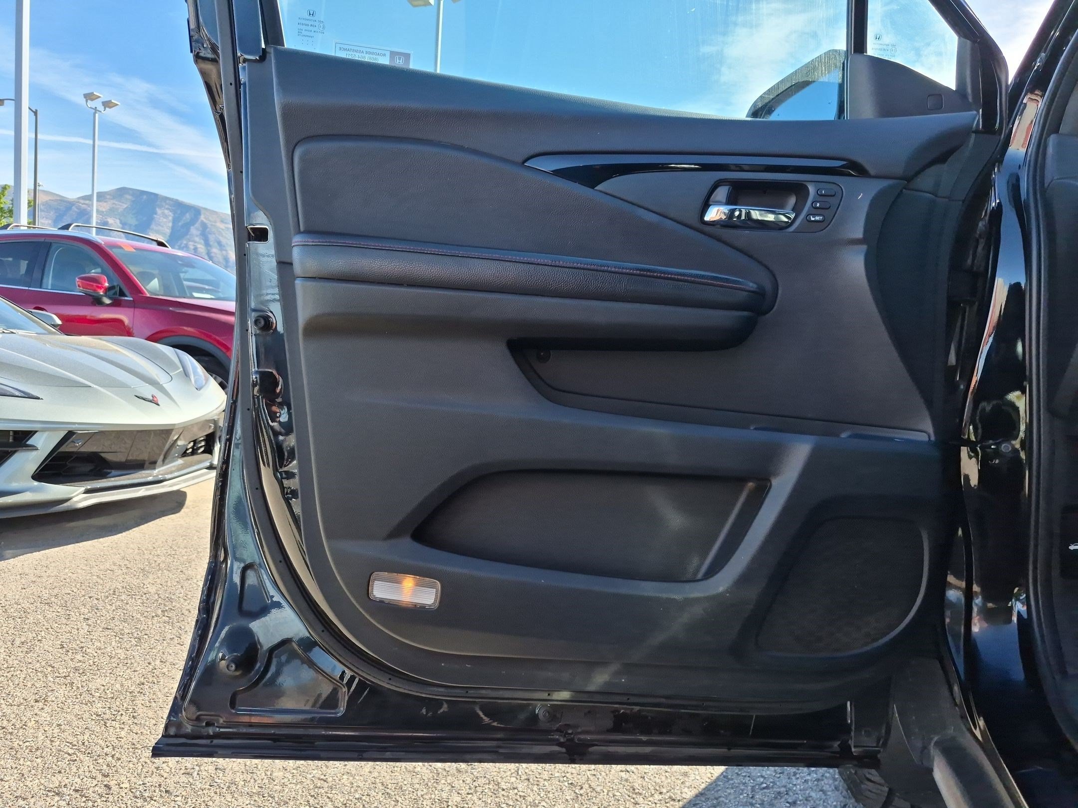 Used 2018 Black Honda Black Edition image 12