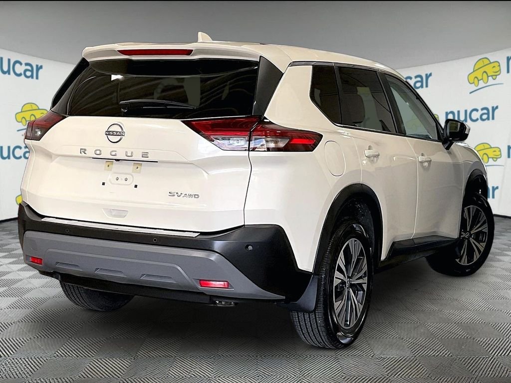 Used 2023 White Nissan SV image 6