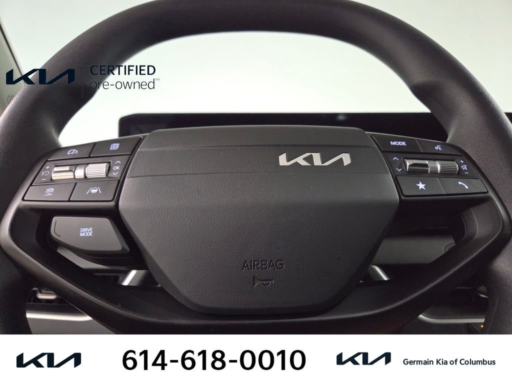 Certified Used 2026 White Kia LXS image 21