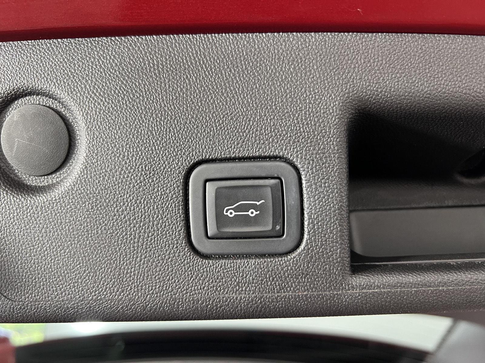 Used 2023 Radiant Red Tintcoat Chevrolet Premier image 24