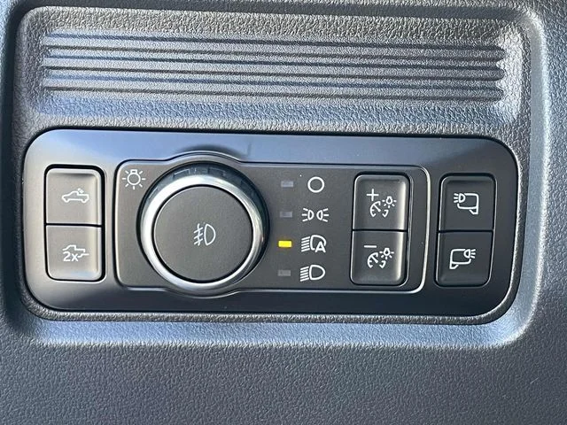New 2026 Agate Black Metallic Ford F-250® Lariat® image 24