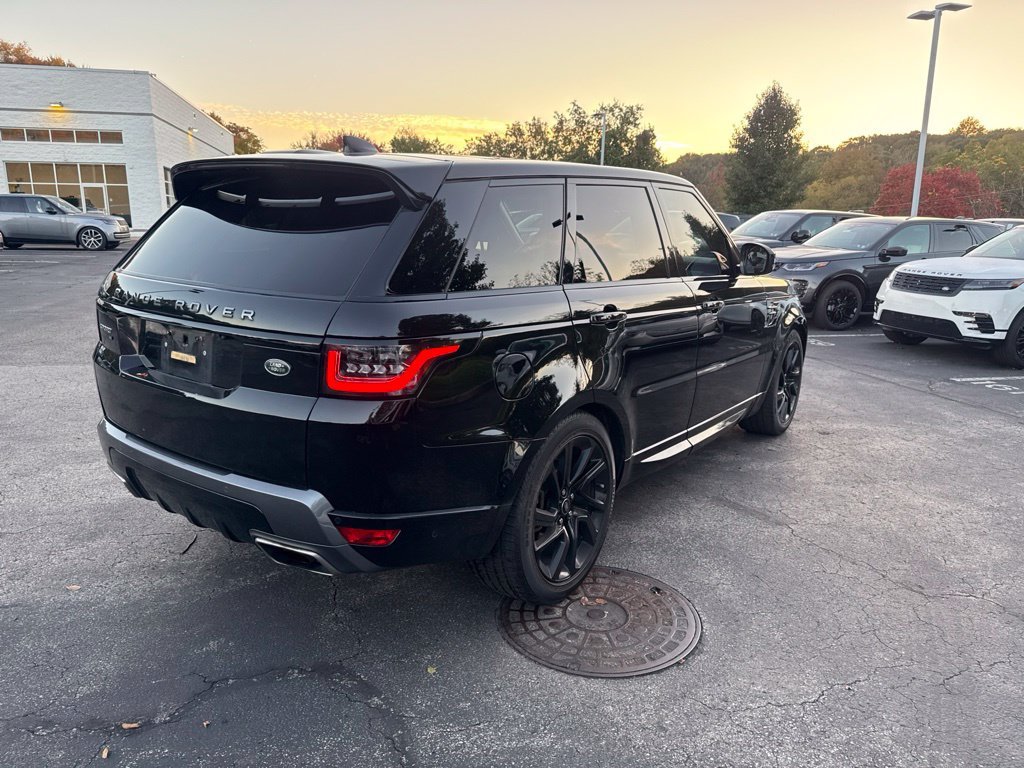 Used 2022 Black Land Rover HSE Silver Edition image 5