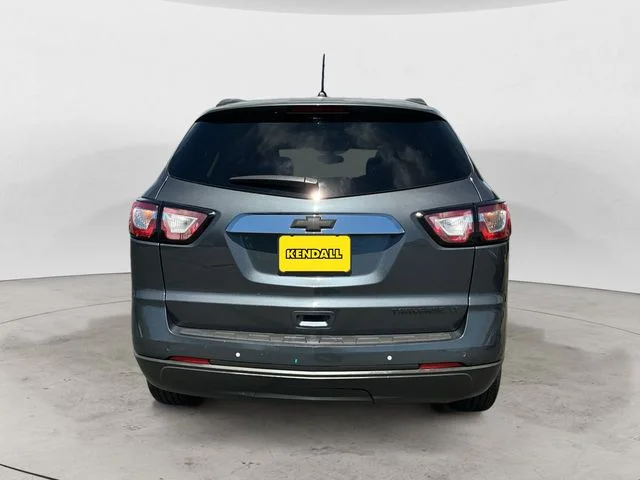 Used 2014 Gray Chevrolet LT image 6