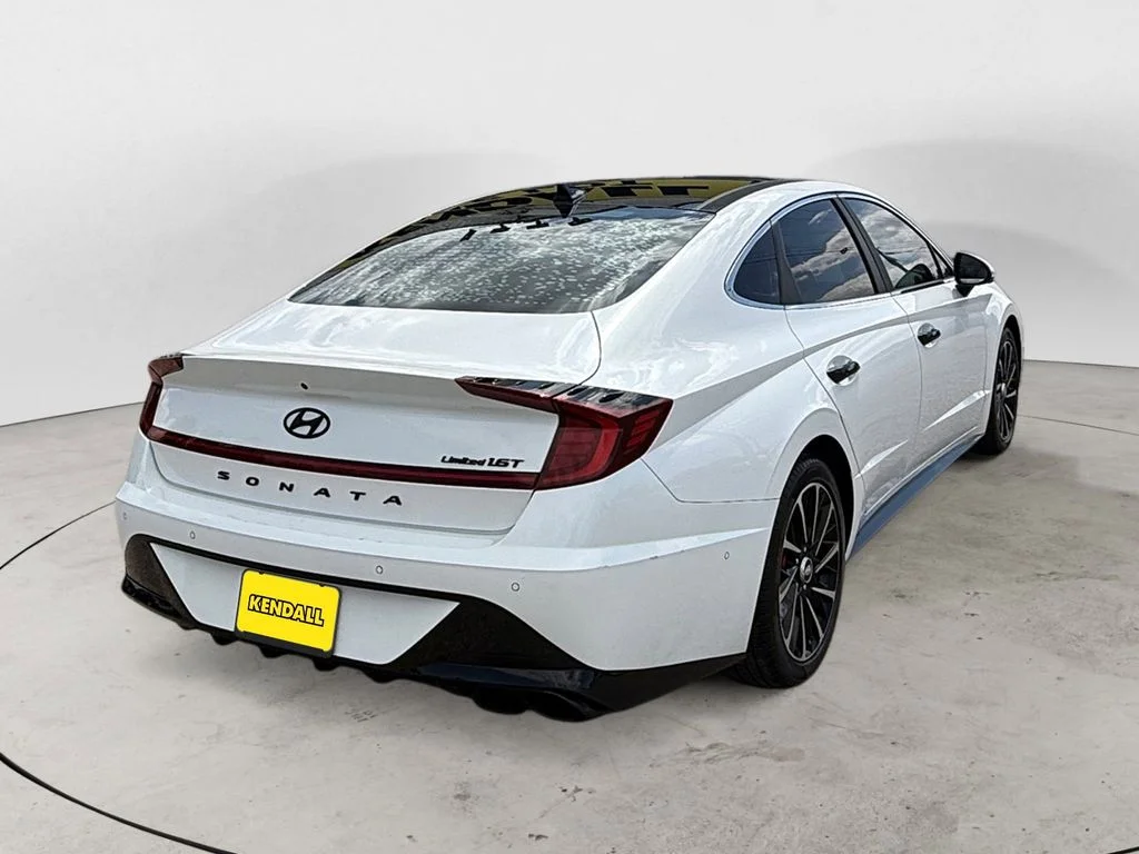 Used 2021 Gray Hyundai Limited image 5