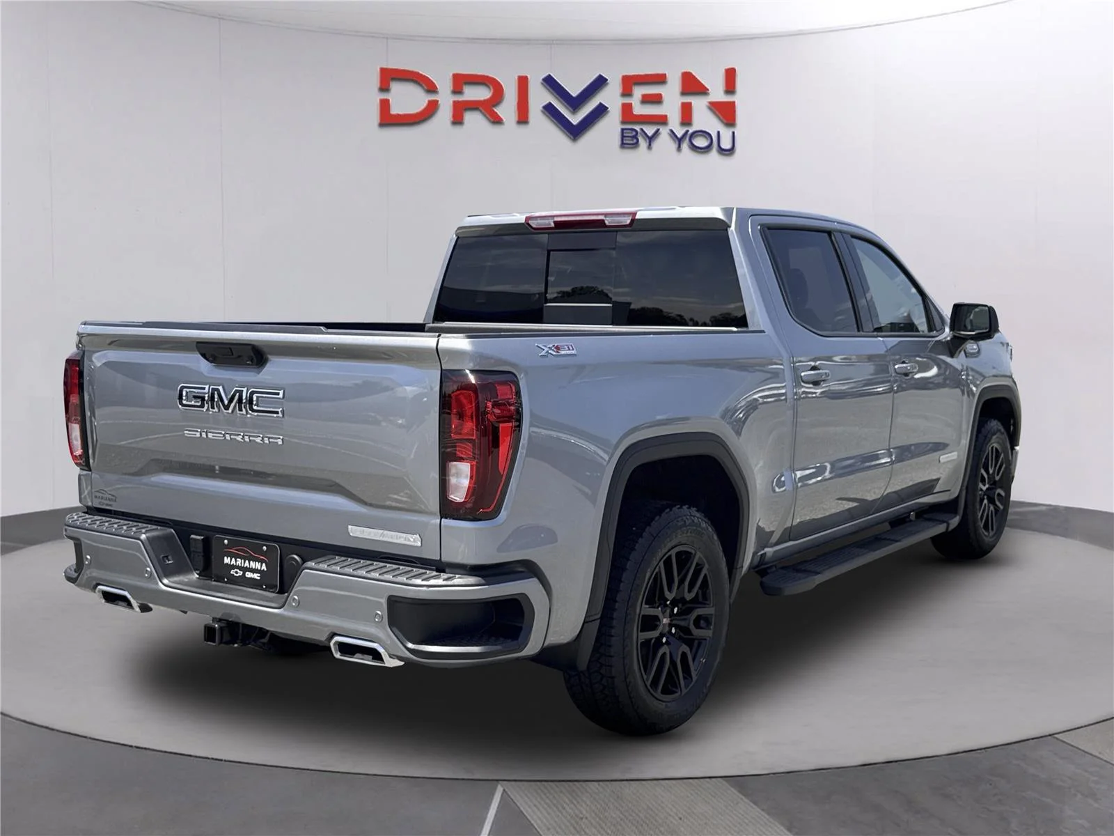 New 2026 Sterling Metallic GMC Elevation image 4
