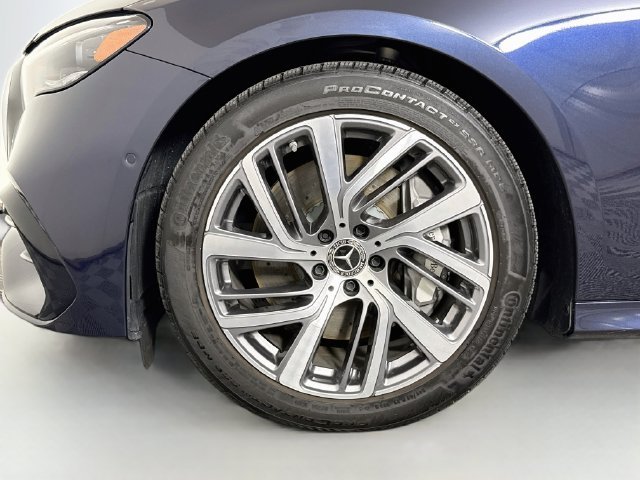 Used 2025 Nautical Blue Metallic Mercedes-Benz E 450 image 31