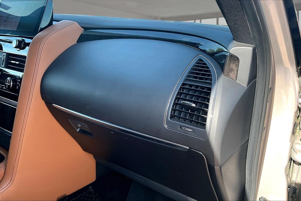 Used 2024 Beige INFINITI Sensory image 15