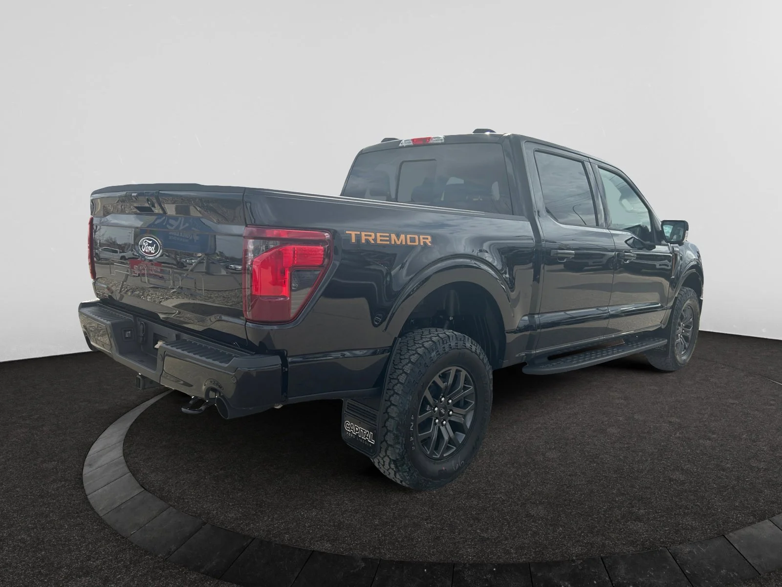New 2026 Agate Black Metallic Ford Tremor image 5