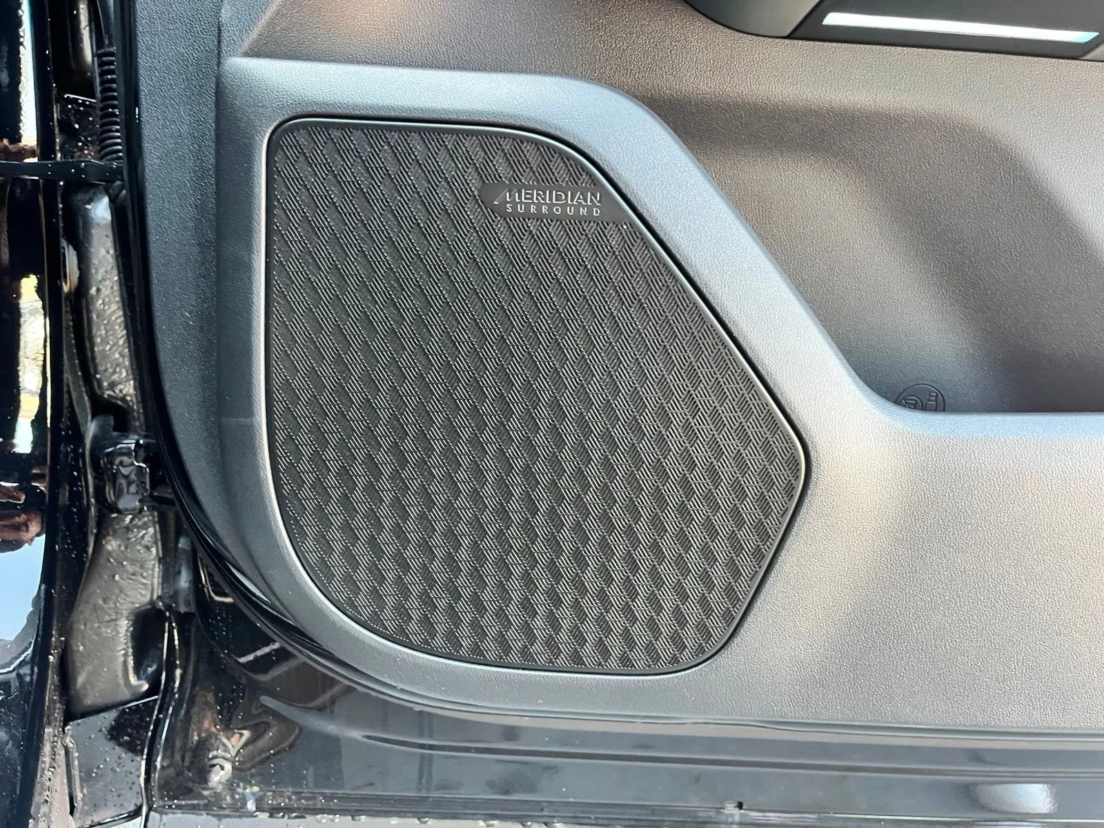 New 2027 Black Kia X-Line SX Prestige image 24