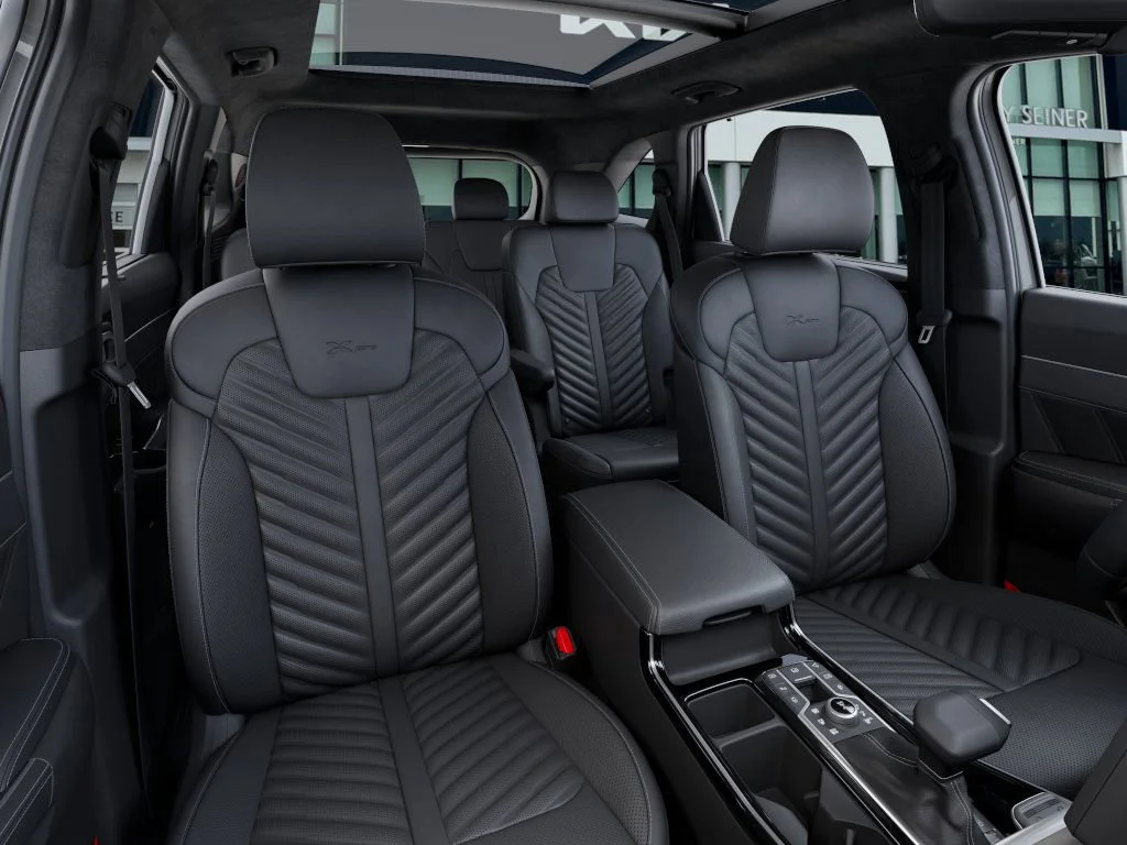New 2026 Wolf Gray Kia X-Pro SX Prestige image 15