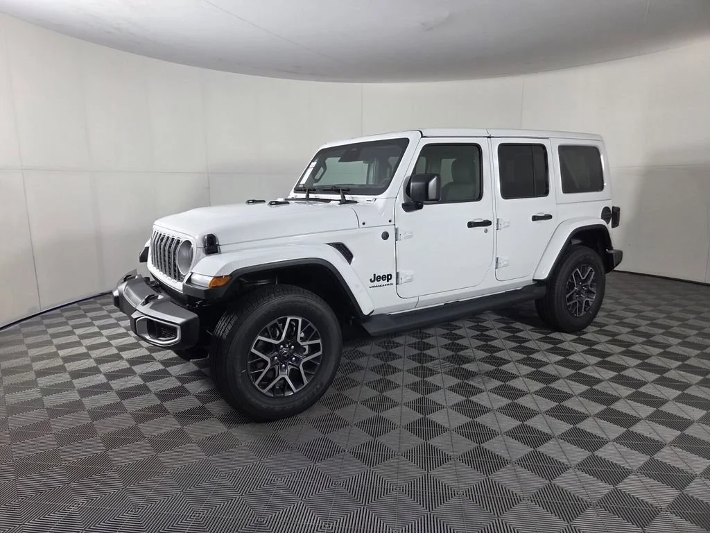 New 2026 Bright White Clear-Coat Exterior Paint Jeep Sahara image 4