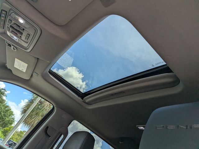 Used 2020 Blue GMC Denali image 21