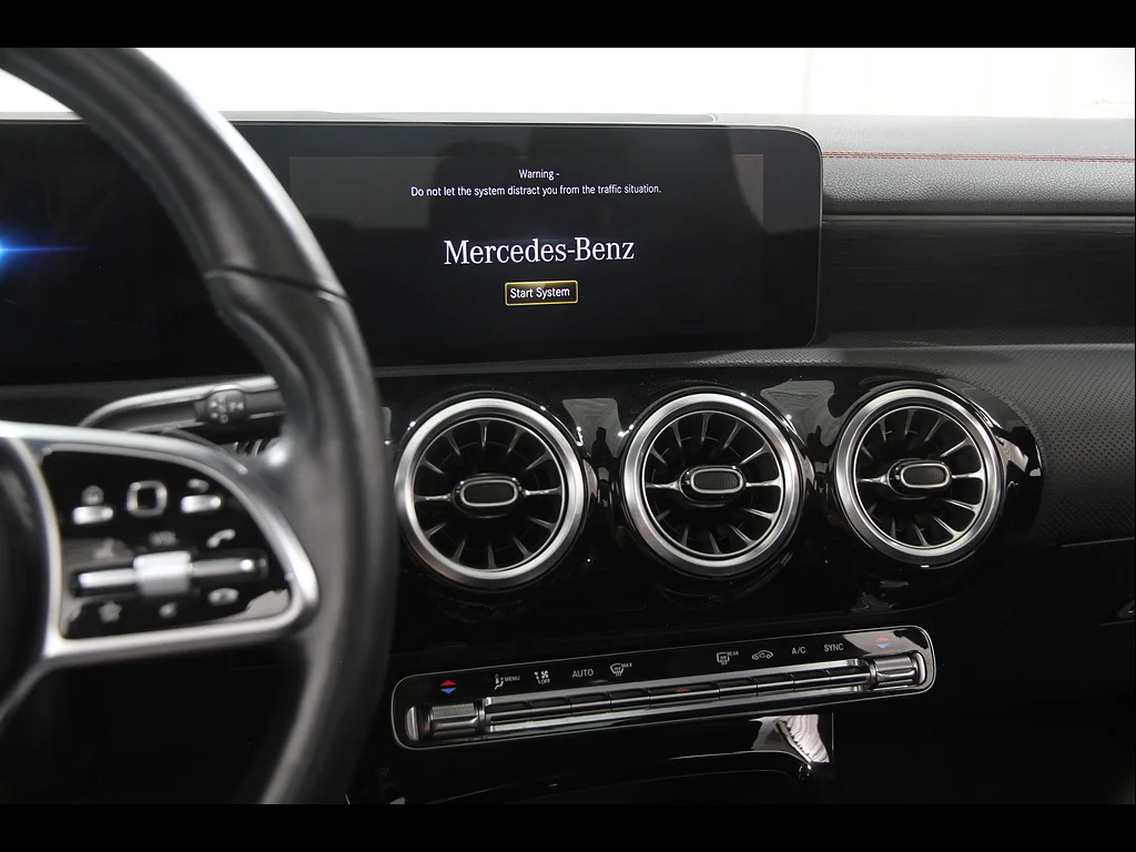 Used 2023 Iridium Silver Metallic Mercedes-Benz CLA 250 4MATIC® image 9