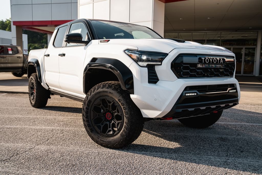 2026 Toyota Tacoma i-FORCE MAX Tacoma TRD Pro