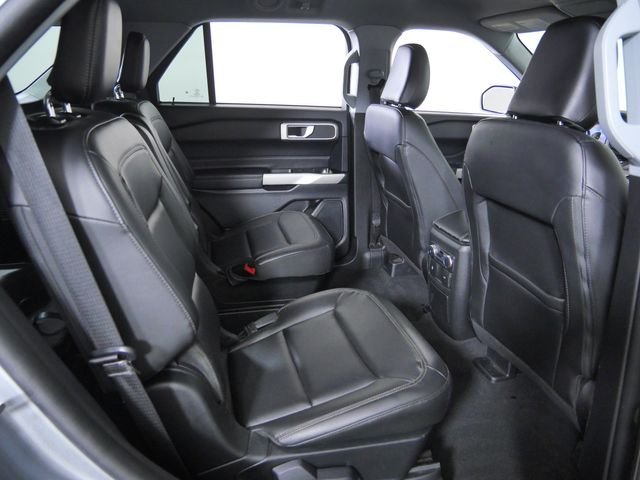 Used 2022 Silver Ford XLT image 13