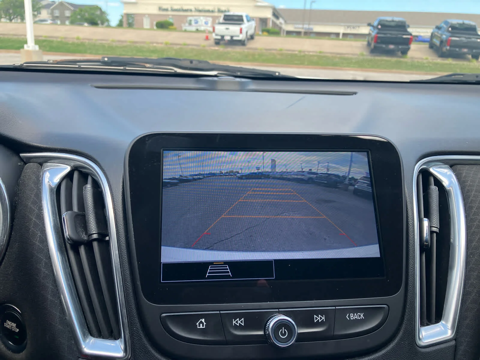 Used 2021 Summit White Chevrolet LT image 20