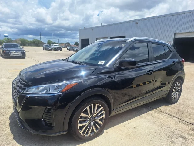 2023 Nissan Kicks SV